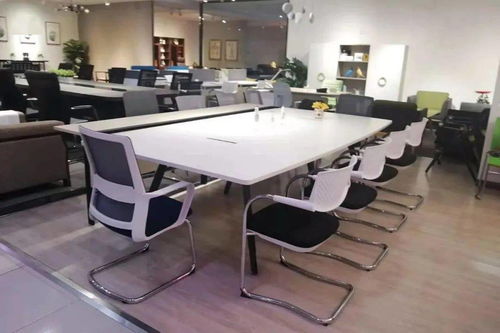 華旦時(shí)尚辦公家具 美學(xué)與功能交融，辦公環(huán)境美到爆的奧秘